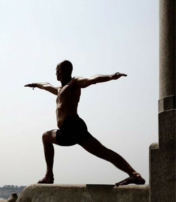 yoga_training_first_col_image